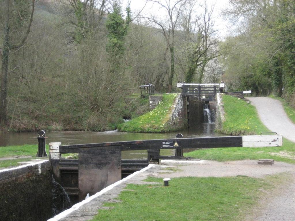 Cae Y Rhedyn Annexe Hotel Crickhowell Buitenkant foto