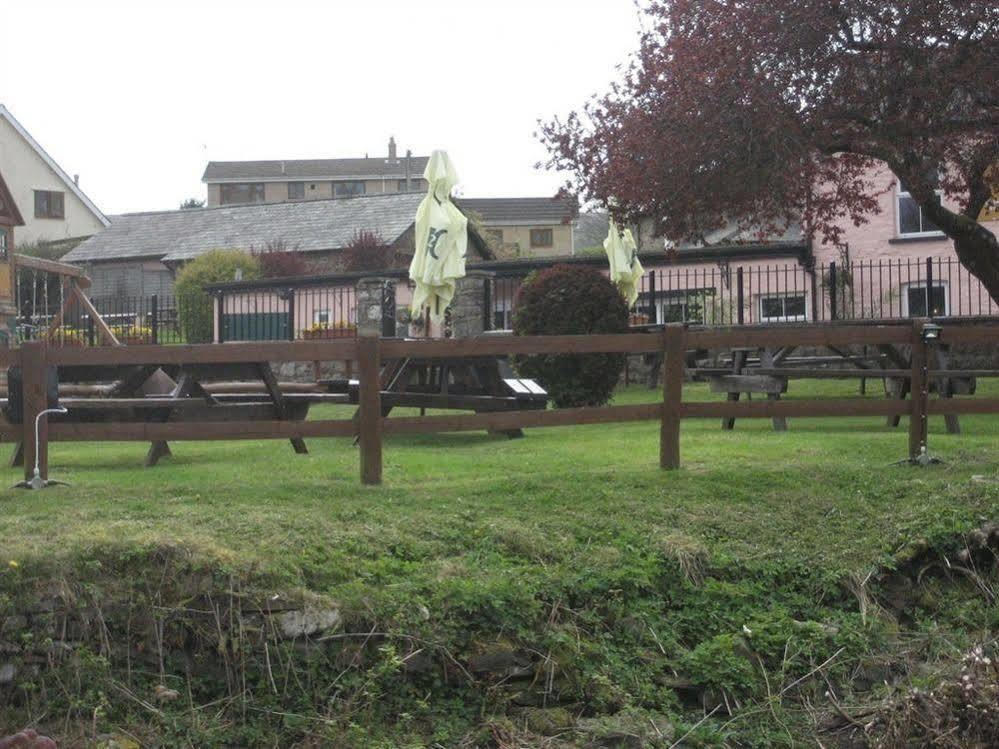 Cae Y Rhedyn Annexe Hotel Crickhowell Buitenkant foto