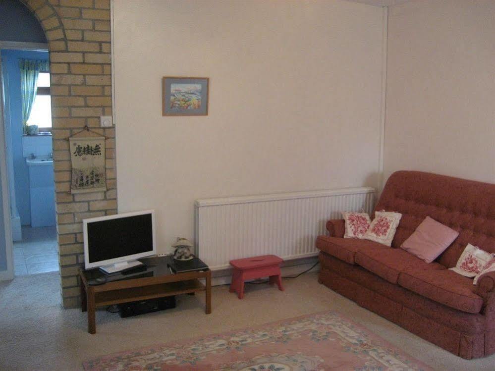 Cae Y Rhedyn Annexe Hotel Crickhowell Buitenkant foto
